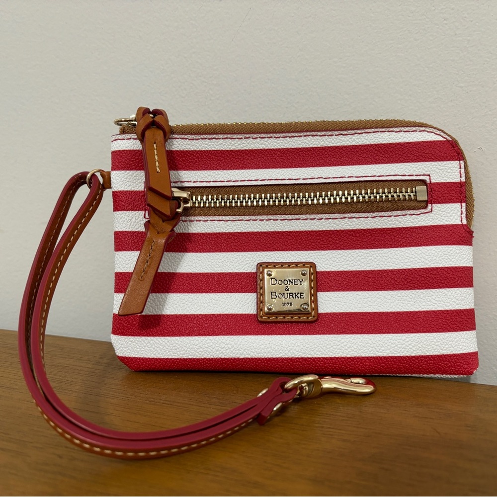 Dooney Bourke Wristlet